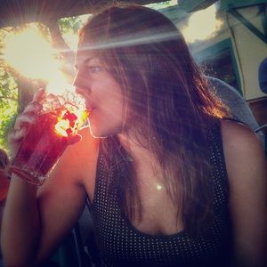 Meet your Posher, Laura